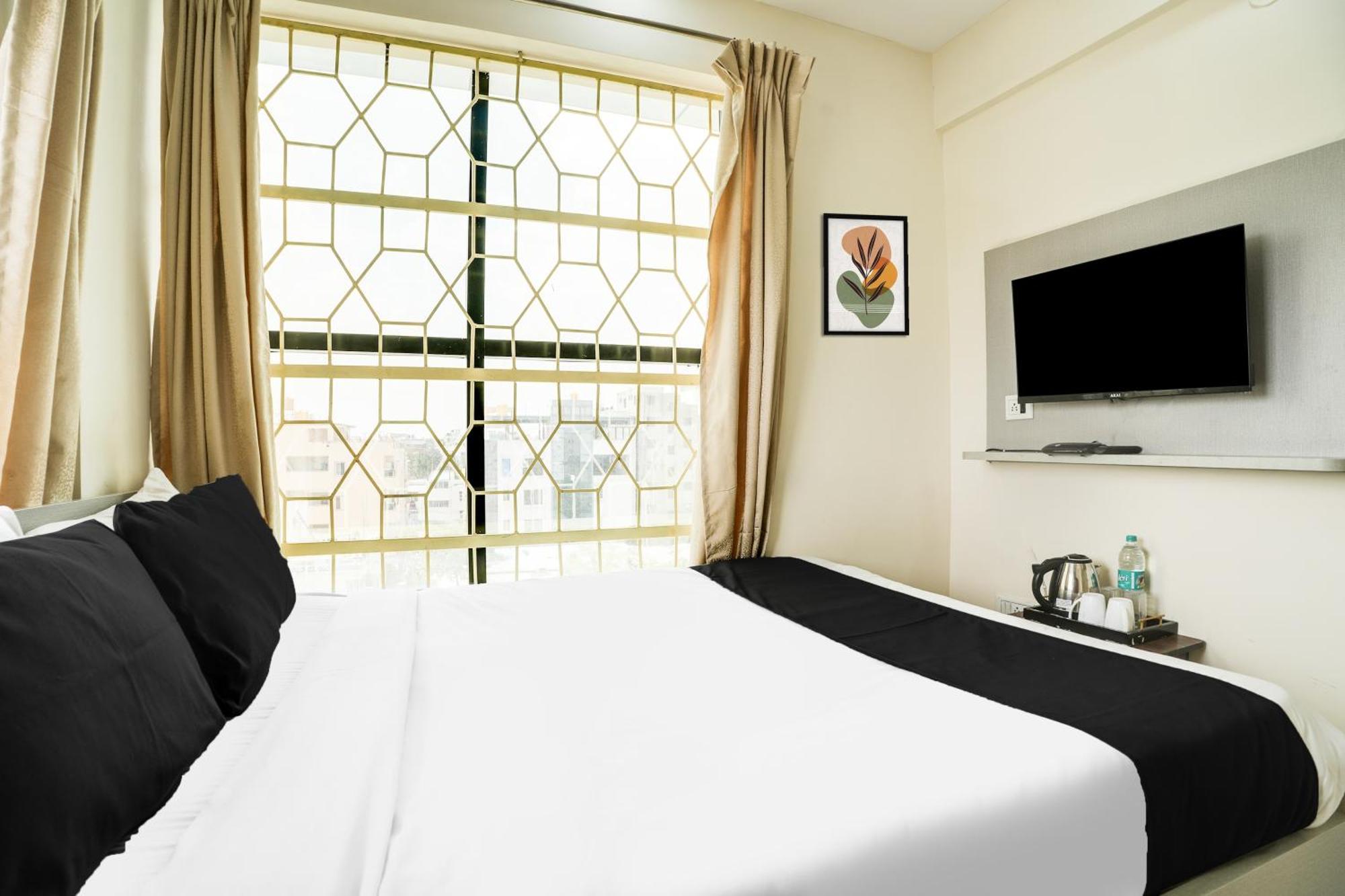 Super Hotel O Bangalore Near Reva Circle Formerly Cka Boarding Yelahanka Eksteriør billede